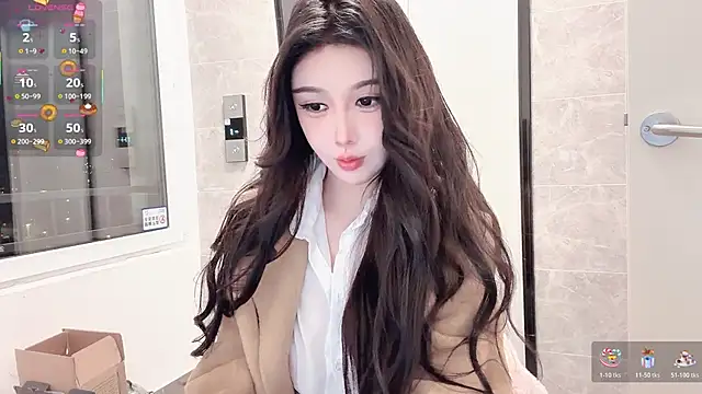 za-02605 online show from 10-28-25, 03:04