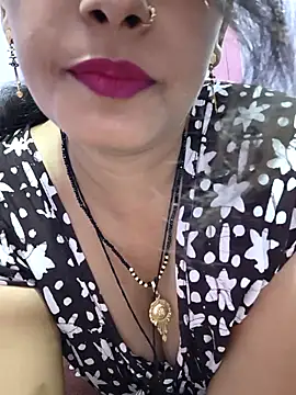 Snapshot of Sonalihot_ chatting on 04-26-26, 07:06 Sonalihot online show from 04-26-26, 07:06