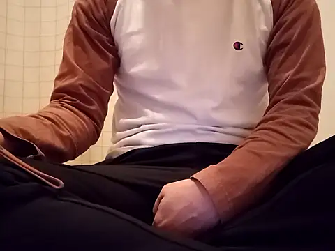 nori1981 oosaka online show from 02-07-26, 04:00