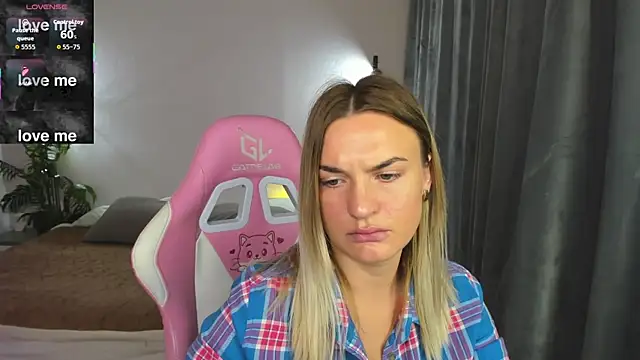 Marie Ellie online show from 11-05-25, 01:38