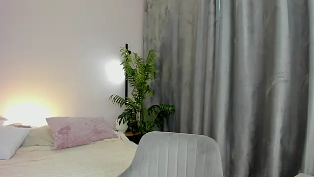 Marie Ellie online show from 05-29-26, 01:36