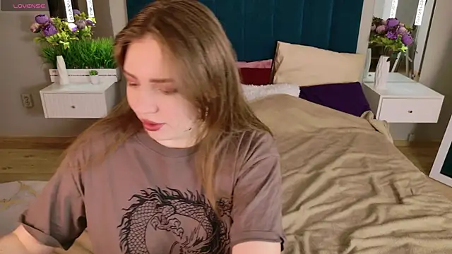 Moon  Bunny online show from 02-15-26, 12:25