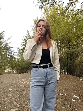 YOOUR EVAA online show from 09-20-25, 05:30