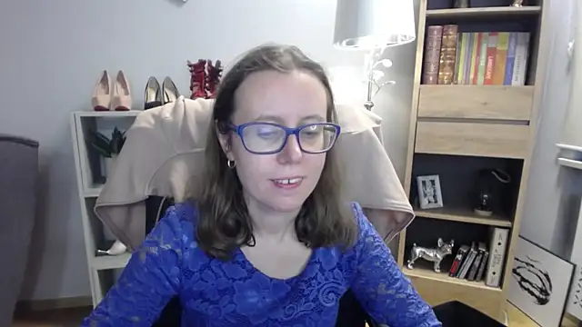 sweetxLizzy online show from 10-29-25, 05:31