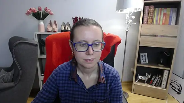 sweetxLizzy online show from 11-20-25, 05:29