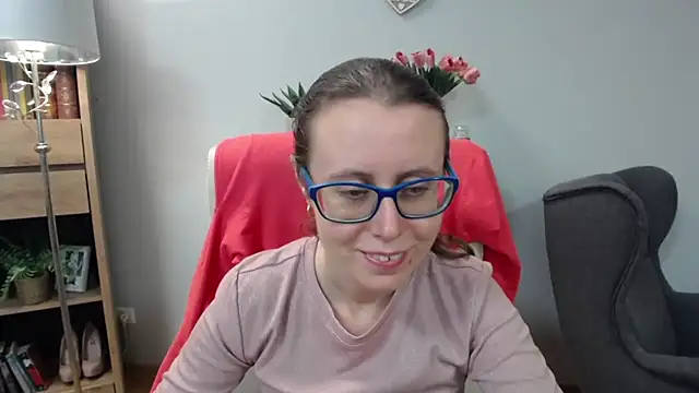 Snapshot of sweetxLizzy chatting on 04-23-26, 04:24 sweetxLizzy online show from 04-23-26, 04:24