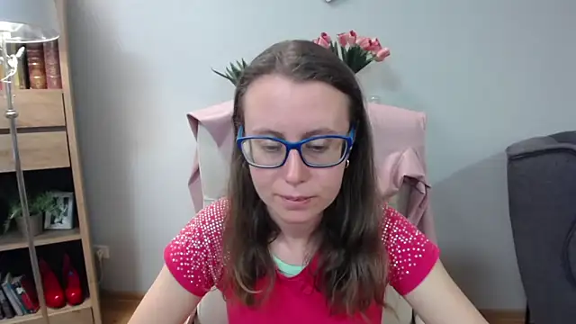 Snapshot of sweetxLizzy chatting on 05-04-26, 06:20 sweetxLizzy online show from 05-04-26, 06:20