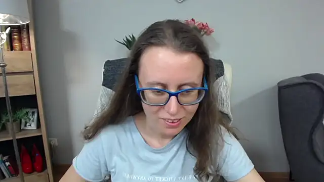 Snapshot of sweetxLizzy chatting on 05-06-26, 04:41 sweetxLizzy online show from 05-06-26, 04:41
