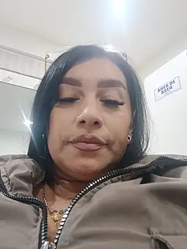 Snapshot of Naomi_Braunx chatting on 07-04-26, 11:38 Naomi Braunx online show from 07-04-26, 11:38