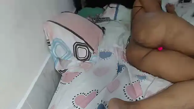 PERLA BLACK  online show from 11-20-25, 07:52