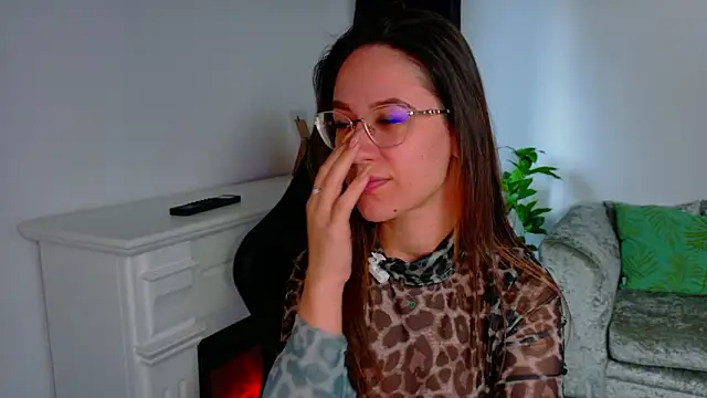 Snapshot of EvaBllake chatting on 02-10-26, 06:17 EvaBllake online show from 02-10-26, 06:17