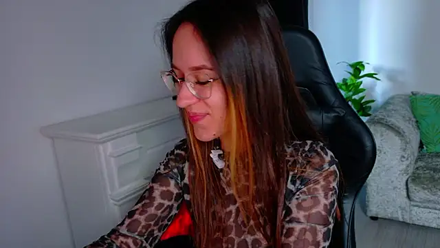 Snapshot of EvaBllake chatting on 02-12-26, 06:08 EvaBllake online show from 02-12-26, 06:08