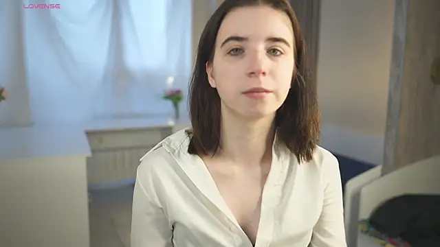 Snapshot of DorisDenmon chatting on 09-28-25, 03:12 DorisDenmon online show from 09-28-25, 03:12