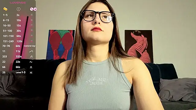 TrixiBell online show from 12-23-25, 05:38