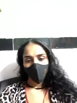 Zoya G online show from 12-18-25, 11:05