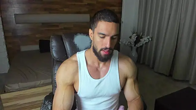 IvanHydee online show from 07-18-26, 04:38