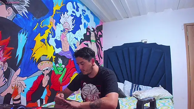 Snapshot of RoxyandAron2 chatting on 02-07-26, 06:55 RoxyandAron2 online show from 02-07-26, 06:55