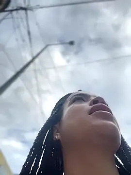 JuanitaMore01 online show from 12-04-25, 08:17