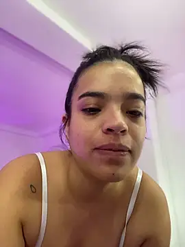 JuanitaMore01 online show from 02-01-26, 04:38