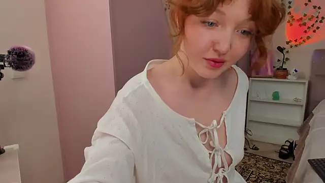 EmyRosaly online show from 04-14-26, 12:55