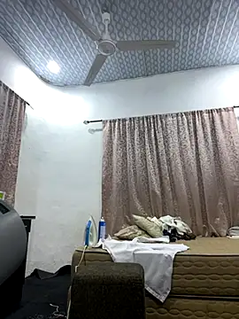 Snapshot of madakraah1 chatting on 09-23-25, 03:42 madakraah1 online show from 09-23-25, 03:42