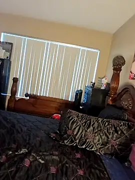 Snapshot of Anna-May97 chatting on 12-03-25, 06:28 Anna-May97 online show from 12-03-25, 06:28