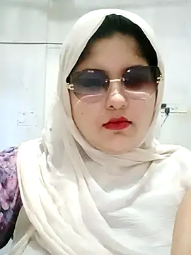 Nusrat-N online show from 07-13-26, 04:04
