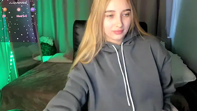 TaisiaHot online show from 03-20-26, 09:03