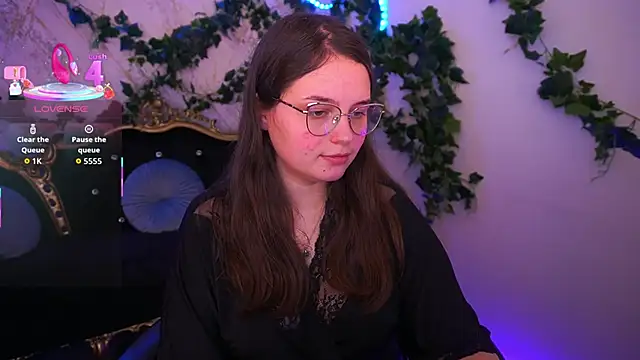 SophieDreamss online show from 11-18-25, 02:54