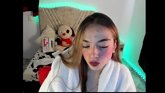 Mia Victoria22 online show from 03-20-26, 04:23