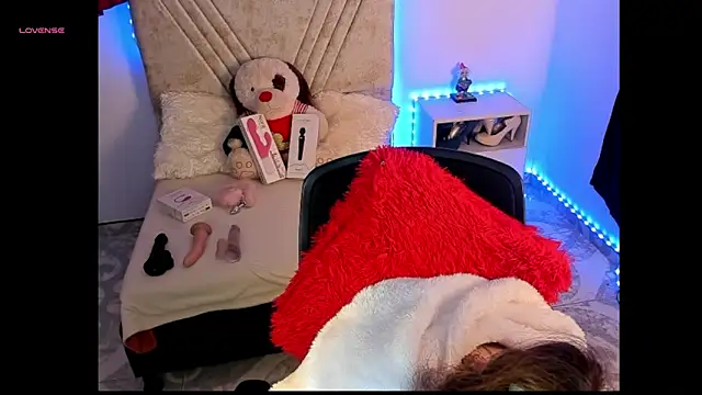 Mia Victoria22 online show from 05-09-26, 05:51