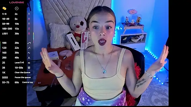 Snapshot of Mia_Victoria22 chatting on 07-17-26, 02:18 Mia Victoria22 online show from 07-17-26, 02:18