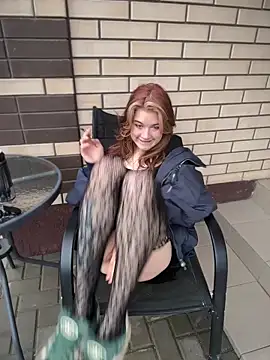 Snapshot of Marryme- chatting on 02-13-26, 01:40 Marryme- online show from 02-13-26, 01:40