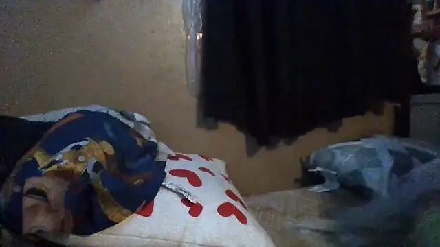 Snapshot of flavi1996 chatting on 12-16-25, 10:53 flavi1996 online show from 12-16-25, 10:53