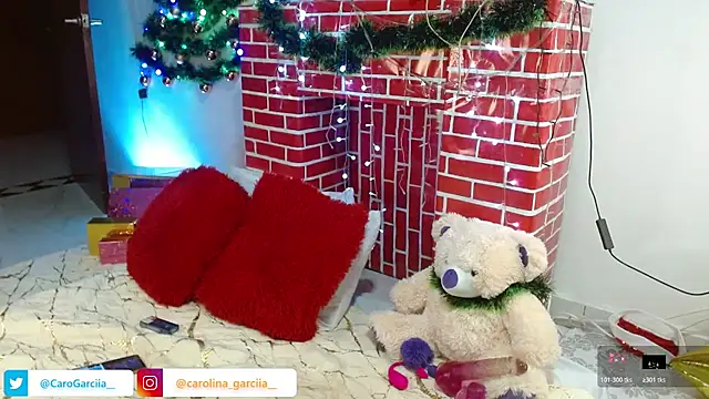 Carolinagarcia12345 online show from 01-06-26, 11:58