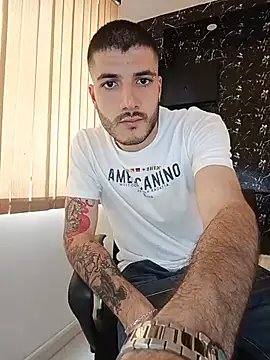 Snapshot of Rafael_Mendezz chatting on 07-09-26, 07:29 Rafael Mendezz online show from 07-09-26, 07:29