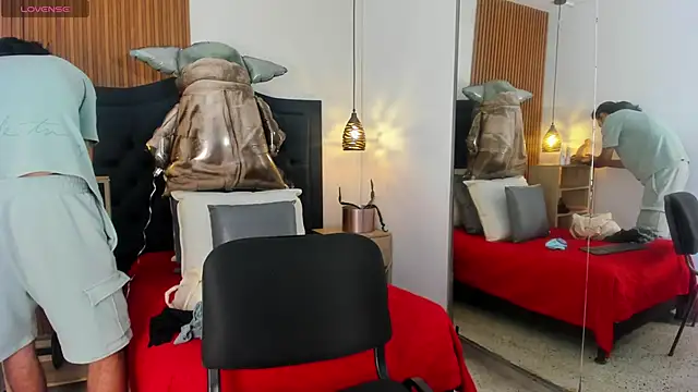 Hisoka 011 online show from 10-14-25, 07:25