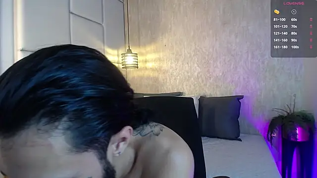 Hisoka 011 online show from 02-26-26, 08:08