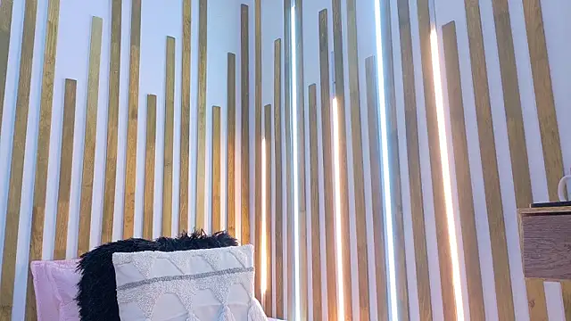 Jennifer Vega1 online show from 02-26-26, 08:52