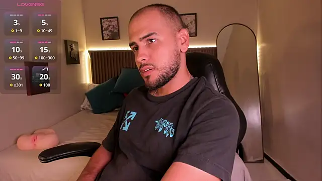 Snapshot of Marcus_Soler chatting on 04-21-26, 01:50 Marcus Soler online show from 04-21-26, 01:50