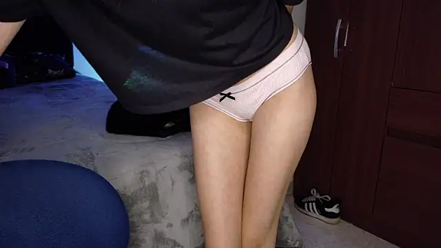 Conor Taylor online show from 11-12-25, 01:06