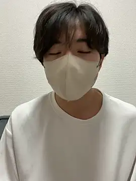 Snapshot of Yuma0718 chatting on 10-19-25, 03:07 Yuma0718 online show from 10-19-25, 03:07