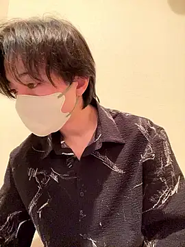 Snapshot of Yuma0718 chatting on 11-17-25, 01:50 Yuma0718 online show from 11-17-25, 01:50