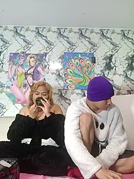 hot lady19 online show from 10-23-25, 02:49