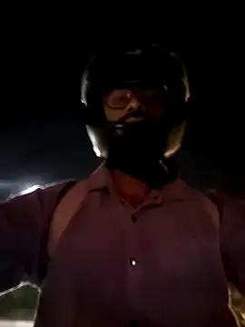 Snapshot of YoursThickDick chatting on 02-23-26, 03:31 YoursThickDick online show from 02-23-26, 03:31