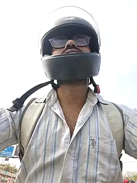 Snapshot of YoursThickDick chatting on 02-27-26, 06:02 YoursThickDick online show from 02-27-26, 06:02