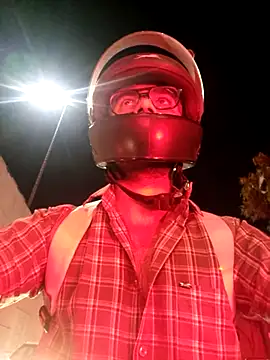 Snapshot of YoursThickDick chatting on 03-09-26, 04:22 YoursThickDick online show from 03-09-26, 04:22