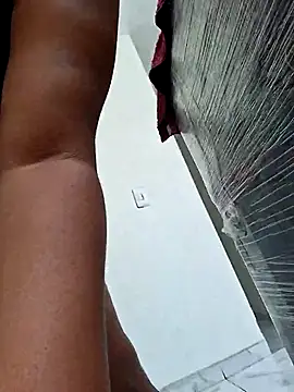 Naomi jhonson online show from 04-19-26, 03:11