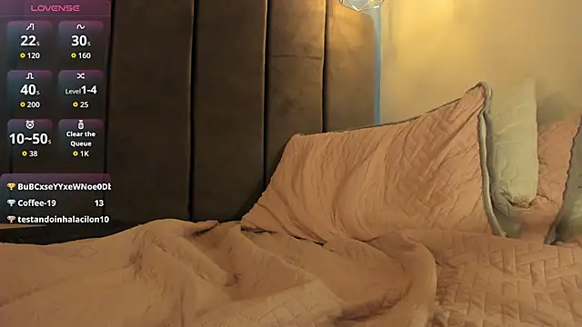 Oscar and dani online show from 04-11-26, 07:45