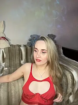 KiraBerht online show from 01-06-26, 06:55